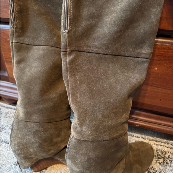 Fergie brand wedge boot - Picture 5 of 5